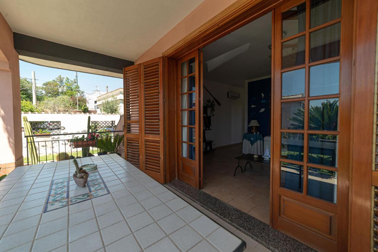Casa Del Maestrale Apartment Ачиреале Екстериор снимка