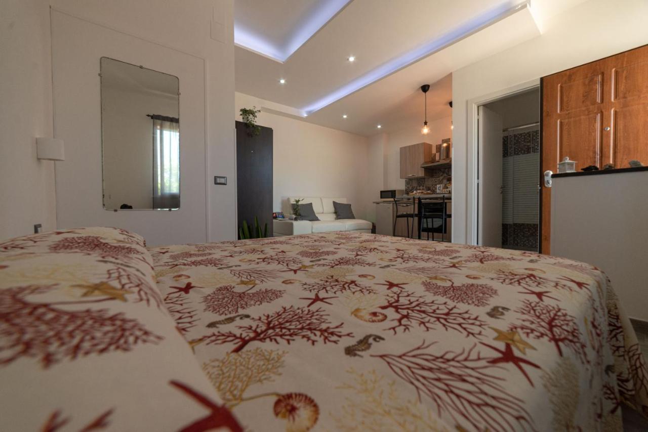 Casa Del Maestrale Apartment Ачиреале Екстериор снимка