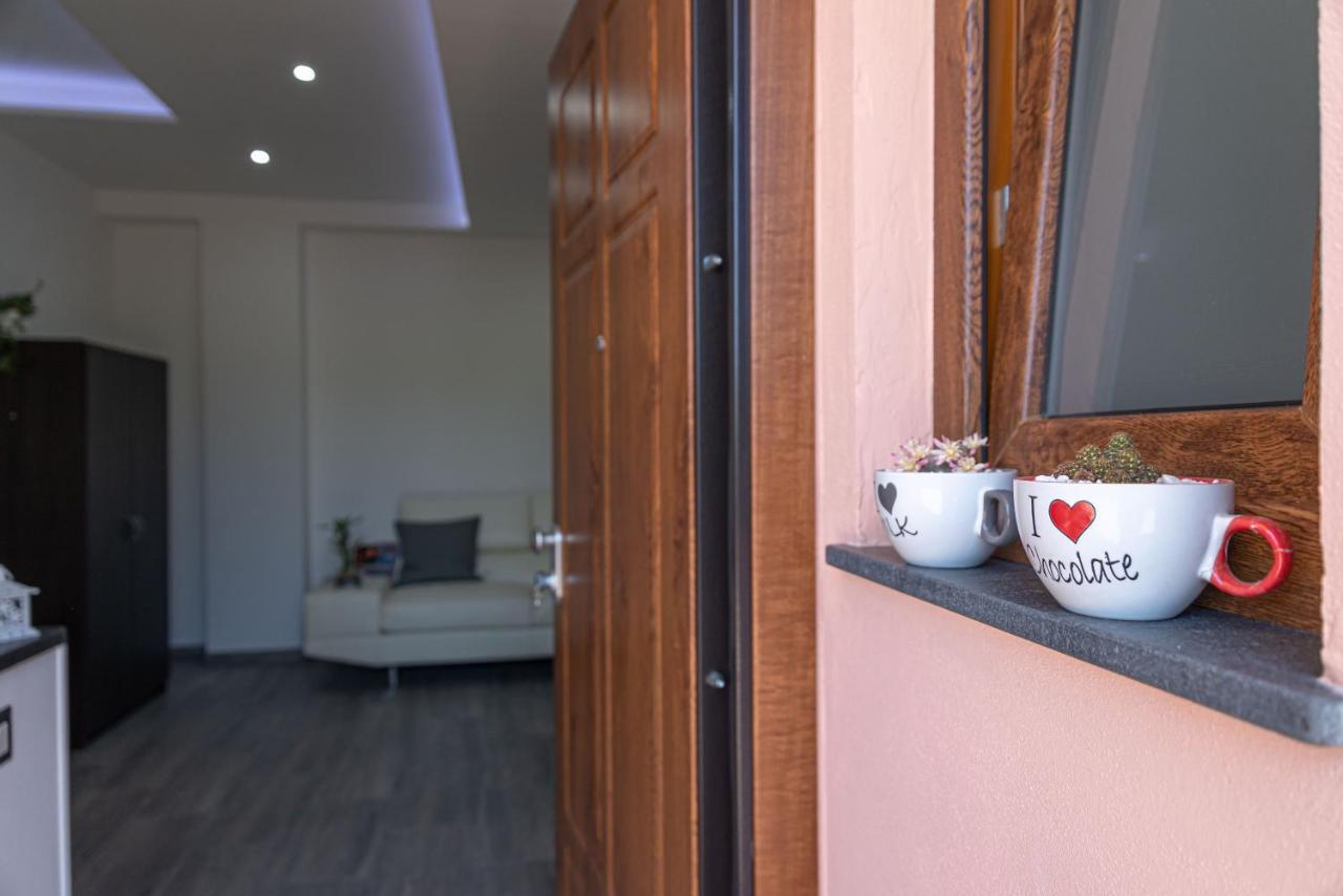 Casa Del Maestrale Apartment Ачиреале Екстериор снимка
